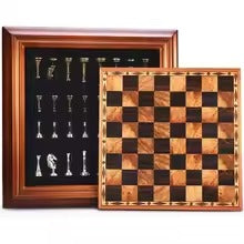 High-End 36 cm / 14-Inch Wooden Chess Set